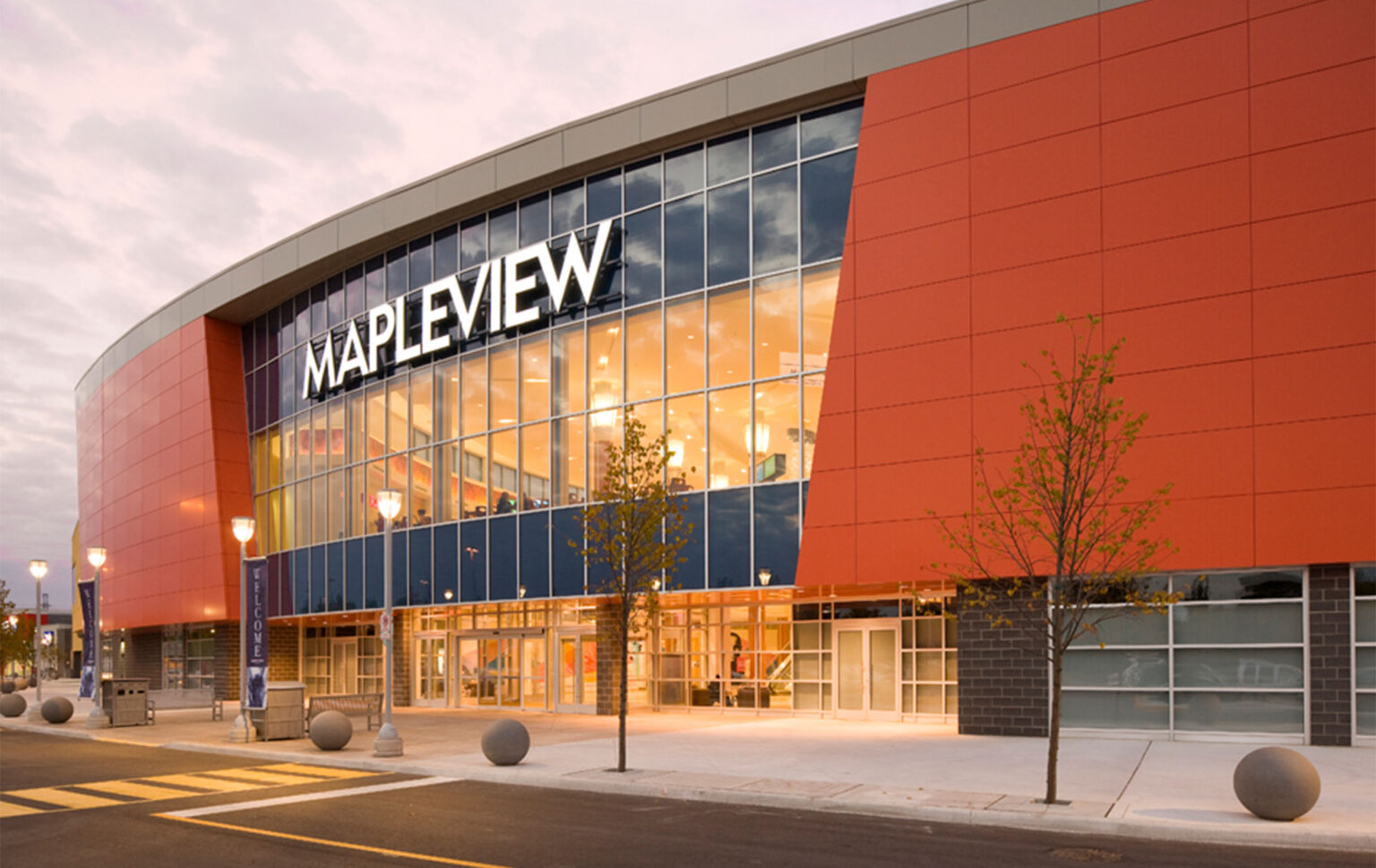 Mapleview Mall Incident
